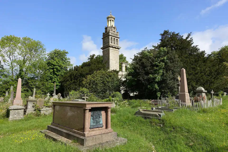 Beckford's Tower above the graveyard on Lansdown Hill, Bath