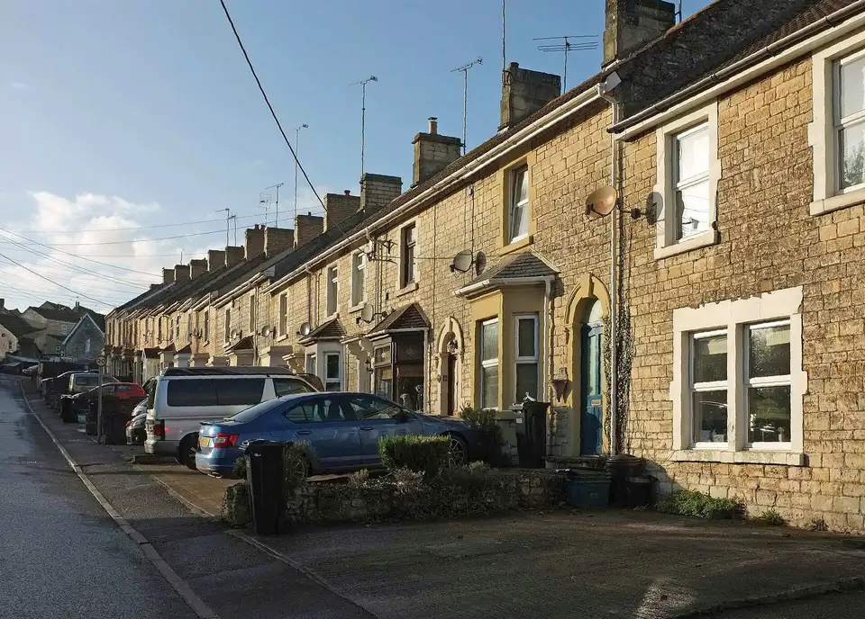 Terraced stone houses on Bath Road, Paulton